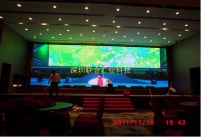 东莞P5室内全彩屏